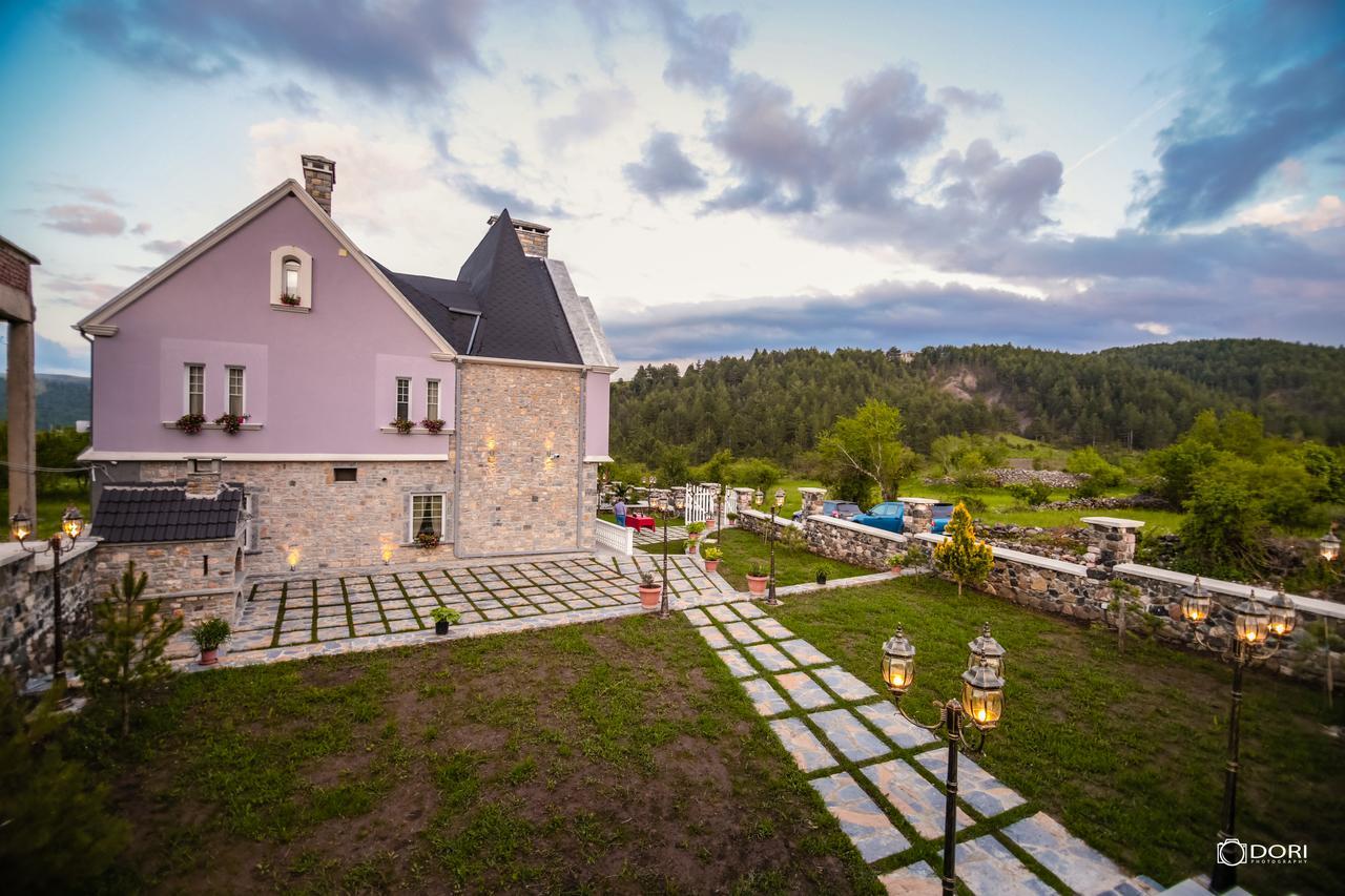 Hotel Restaurant Vila Ime Voskopoje Exterior photo
